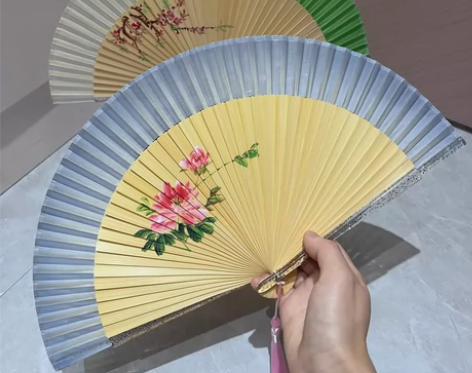 手绘水晶边折叠扇（开合超顺） 20cm长 ...