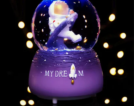 飘雪发光八音盒异时空太空人宇航员水晶球音乐...