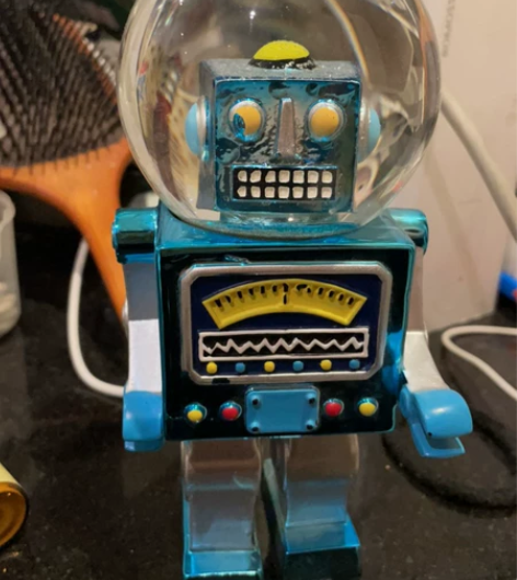 出口的老货机器人水晶球摆件 很少见也很特别...