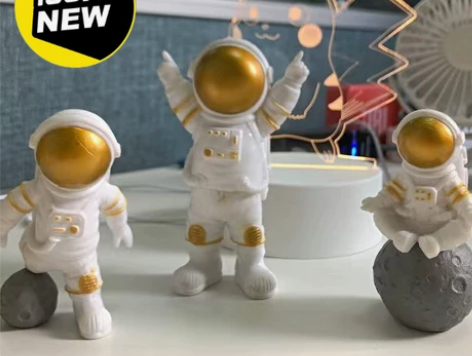 【9.6元3个包邮】宇航员小摆件一套 工厂...