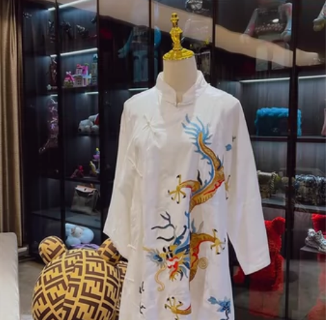 闲置设计款衣服   大部分买手店购入 感兴...