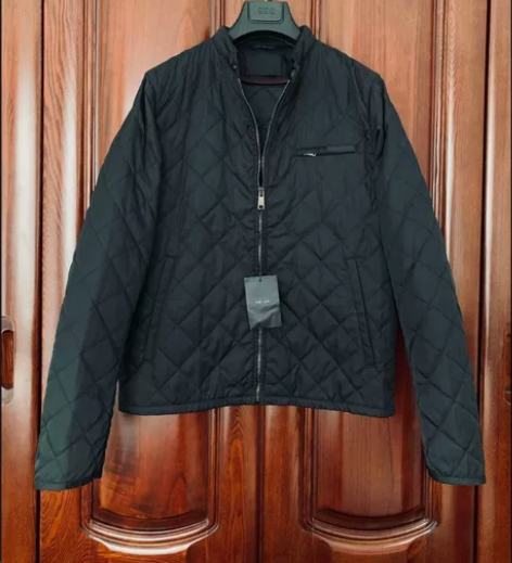 未使用全新正品Prada普拉达男款棉服夹克...