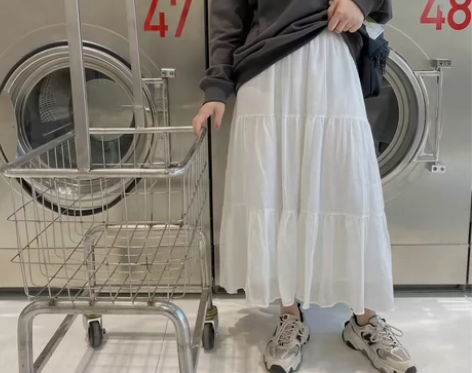 （徐太慢的店）松紧高腰ins褶皱大码白色百...