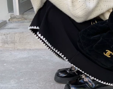 花边西装半身裙女春夏新款设计感大摆伞裙高腰...