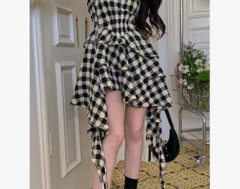 全新不规则抹胸连衣裙女夏季格子一字肩气质收...