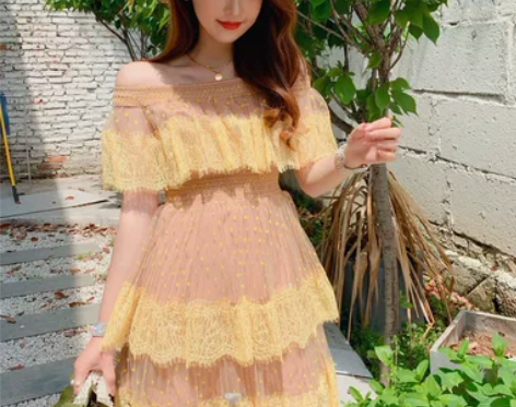 蕾丝双色拼接一字肩松紧腰修身波点蛋糕连衣裙...