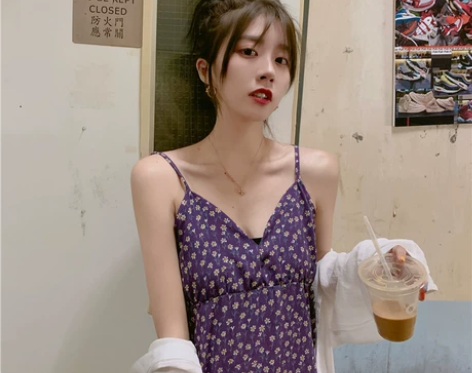 紫色连衣裙2019夏季新款中长款高腰荷叶边...