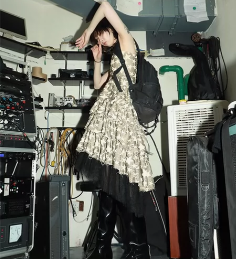 Oink原创设计感吊带裙女绑带蓬蓬蛋糕星星...