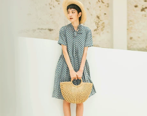 CLOUDSPACE女装夏装气质碎花裙子V...