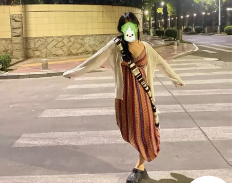 古着/民族风/吊带长裙 逛街购入~因为觉得...