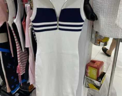 夏季新款休闲运动风拼色条纹针织连衣裙女拉链...