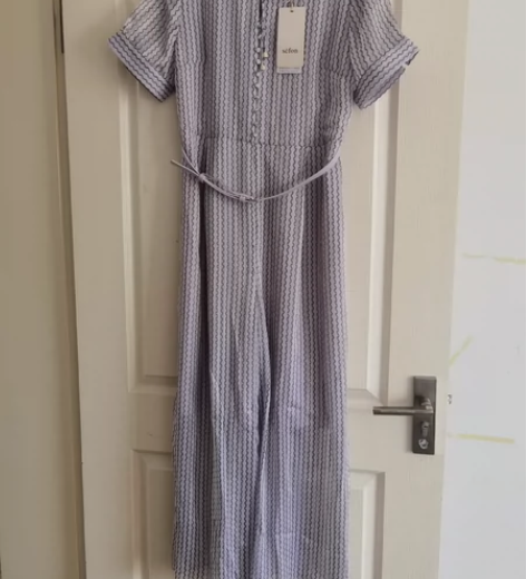 机场专柜大牌，全新！臣枫连体裤！撤柜的，不...