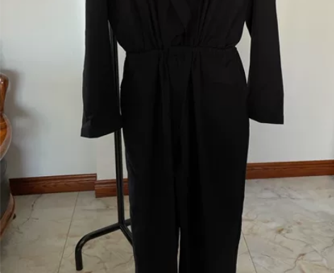 工装风连体裤，腰部松紧设计，不限制腰围，可...