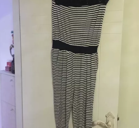 连体中裤，料子超级舒服，有弹性 感兴趣的话...