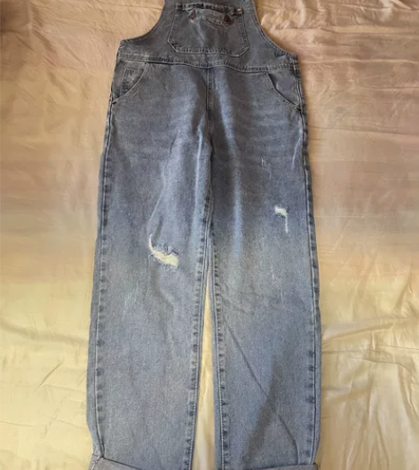 实体店买的牛仔背带裤 s码 只穿过一次 感...