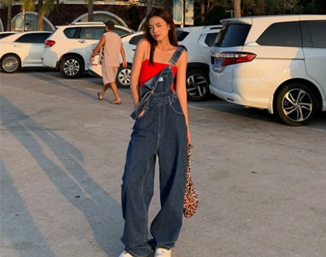 辰米范 蓝色高腰牛仔背带裤女秋季复古宽松直...