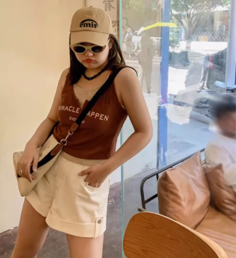 晶咕家定制微胖mm假两件字母背心女2022...