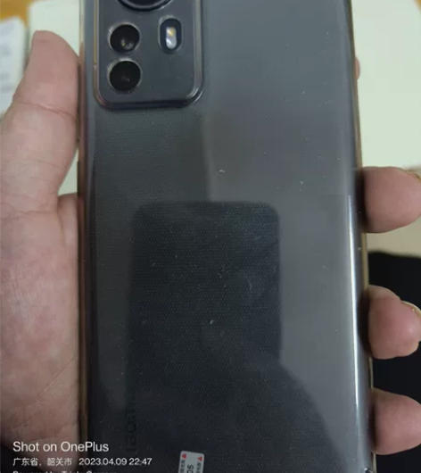 小米12pro，12+256内存，买的二手...