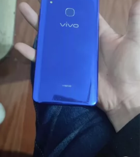 vivoZ1八成新，全好，适合当备用机 感...
