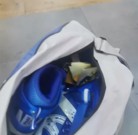 全新溜冰鞋，35—38码 感兴趣的话点“我...