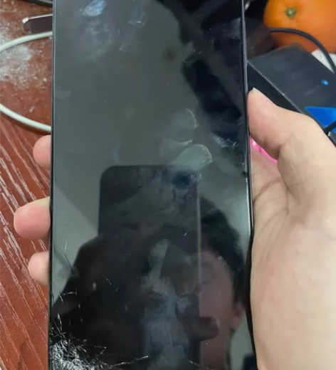 功能完好摩托罗拉s30，骁龙888+屏碎触...