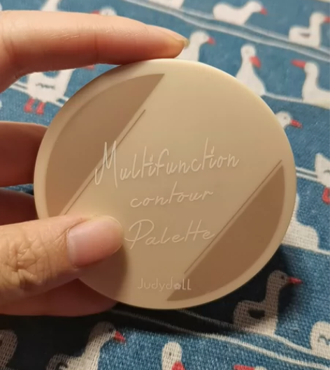 橘朵 修容盘#02 不太会用修容,适应程度...