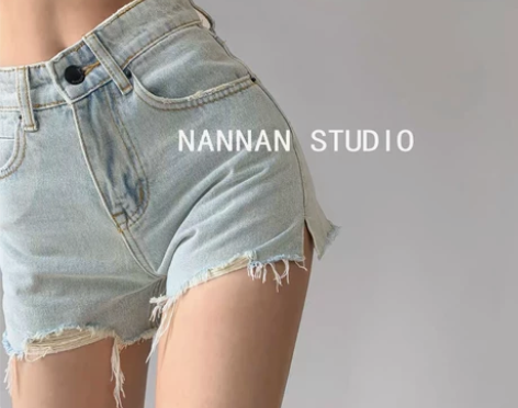 Lisa同款毛边磨破牛仔短裤女复古夏季薄款...