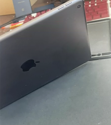 出iPad2019款128G深空灰带笔出 ...