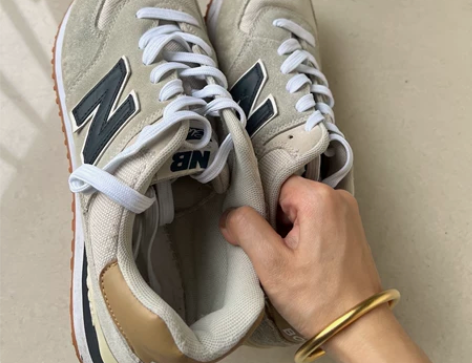 纽百伦运动鞋。老公鞋子太多大部分闲置。太占地方了。低价出售。...