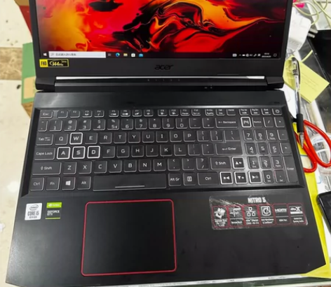 宏碁暗影骑士擎 纯原未改过7000购入 现...