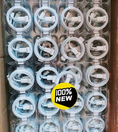 【全新包邮】富士康20W快速充电器苹果13...