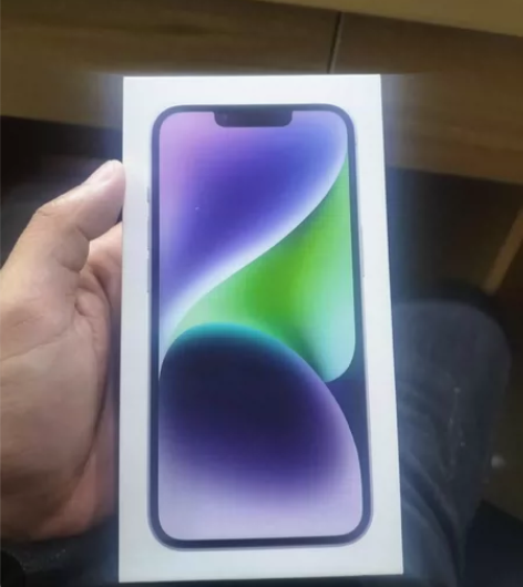 全新iPhone 14紫色256 未拆封未激活 不议价,喜欢... 全新iPhone 14紫色256 未拆封未激活 不议价,喜欢...