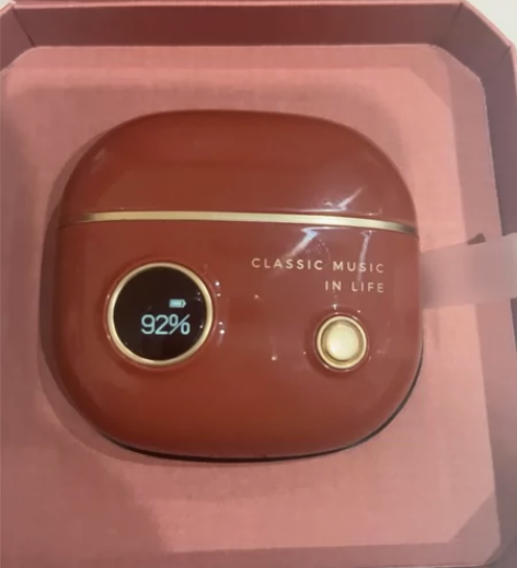 漫步者联名耳机 自用的，没有明显磕碰，不接受大刀，包邮 原价...