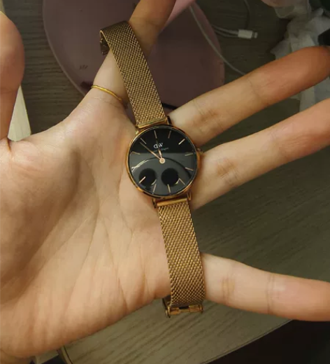 DW手表，购于专柜，绝对正品，各大商场DW...