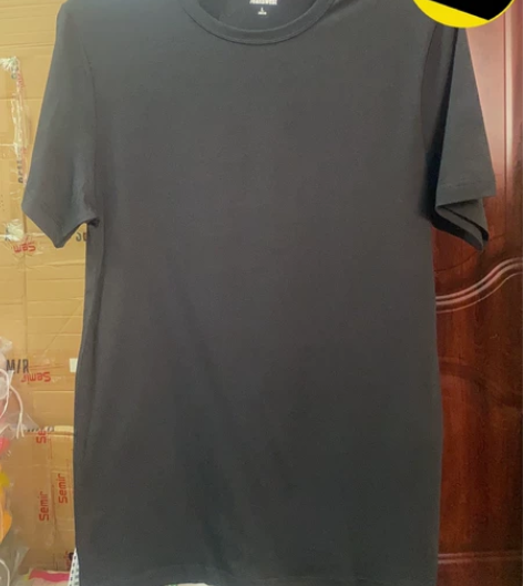 真维斯品牌 男款纯色短袖T恤 吊牌在...