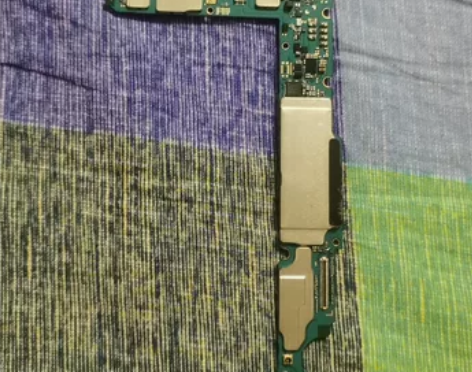 三星s10+主板,6+128内存,无修无进...