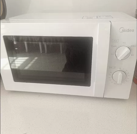 美的微波炉 不包邮￥200