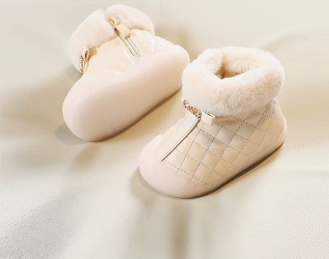 女宝宝学步鞋保暖加厚加绒软底2023冬季1...