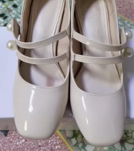 玛丽珍珍珠高跟鞋  35 感兴趣的话点“我...