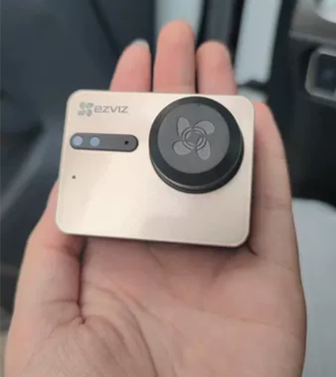 Ezviz S5plus 人去年送的，包装...