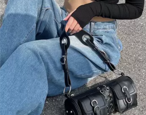 辣妹腋下包2023新款包包女小众设计机车单...