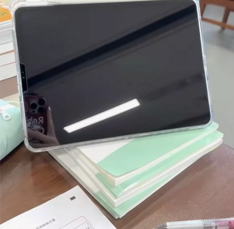 【带全新配件一起卖】iPad2021款25...