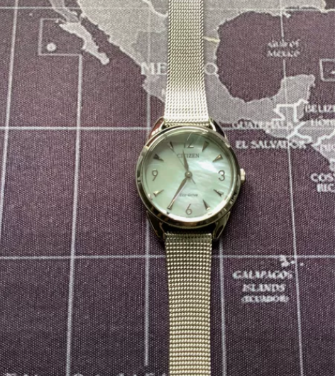 全新，保真，西铁城手表 EM0680-53...