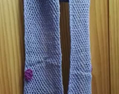 紫色针织勾花长围巾，7-8成新 感兴趣的话...