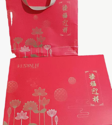 艾丝雅兰围巾，全新的玫红中国风，朋友送的，...