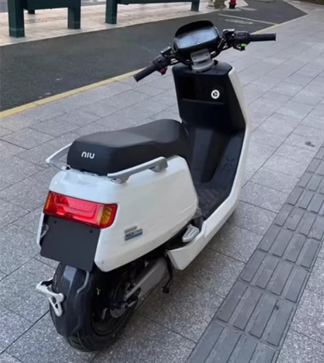 小牛电动车   特价卖 感兴趣的话点“我想...