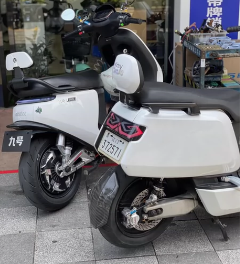 小牛n1s动力版 app可过户 配置如图小...