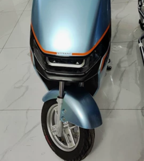 五羊电动车B02款 400瓦电机 72伏2...