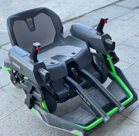 店铺样机 九号机甲战车 含平衡车一套 感兴...