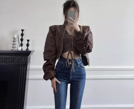 棒球短款外套夹克 由于衣服太多现出售 仅下...